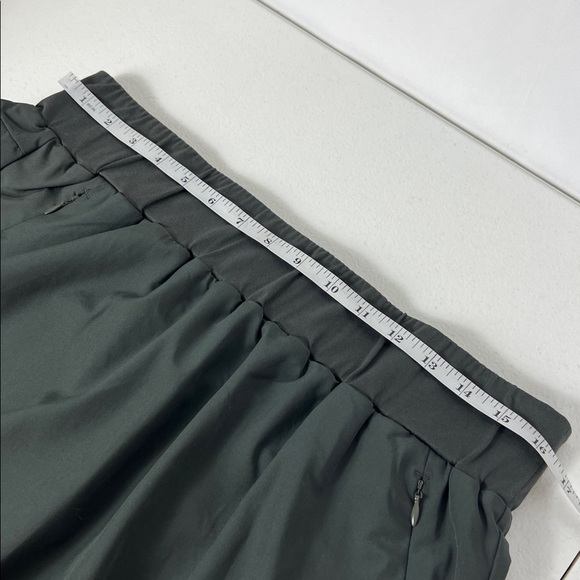 Quince Size Large Performance Tech Skort Olive NWT - Picture 9 of 10